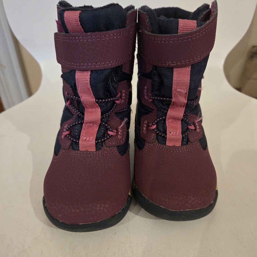 Toddler Snowboots Size 7T